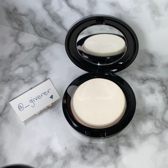EXTRA LIGHT Prep & Prime Beauty Balm MAC Cosmetics - Picture 6 of 14